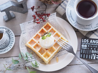 ベルギーワッフルでデザートタイム