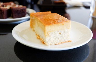 milk cake slice sweet food / Close up piece of dessert delicious cake vanilla