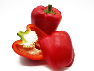 Rote Paprika geschnitten Freisteller