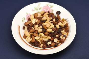 Assorted mix of dry fruits and Nuts almond,cashew, peanut,raisin and walnut 