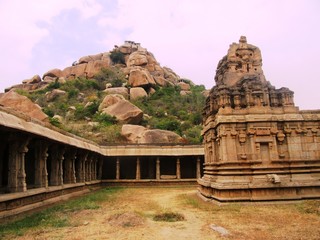 Die Ruinen von Hampi / Weltkulturerbe in Karnataka, Südindien