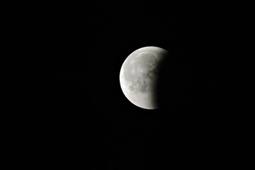Total lunar eclipse © E-lona