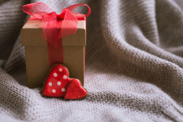 two hearts cookie gift box