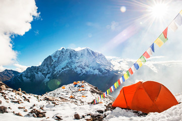Tent in the Everest base camp. Mountain peak Everest. Highest mountain in the world. National Park, Nepal. - obrazy, fototapety, plakaty