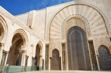 Fototapeta na wymiar View of the mosque of Hasan II in Casablanca, Morocco