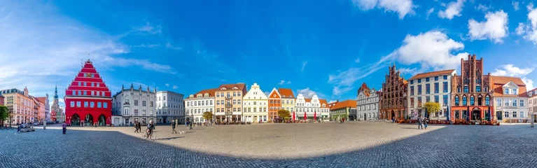 Fototapeten Greifswald, Marktplatz mit Rathaus  © Sina Ettmer