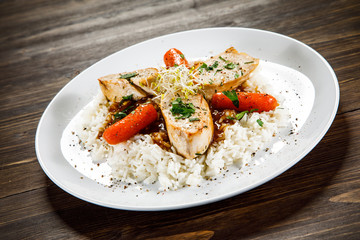 Chicken meat with rice and vegetables