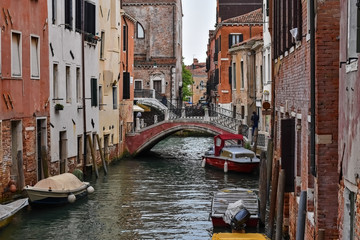 Fototapeta na wymiar Quiet Little Canal Venice