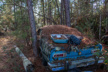 Fototapeta na wymiar Rusty old cars