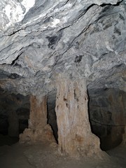 Das Innere der Höhle von Milatos