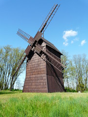 WIATRAK DREWNIANY OSIECZNA WIELKOPOLSKA POLSKA EUROPA © JAN