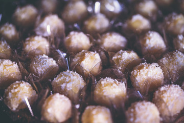 photos of wedding candy for brides
