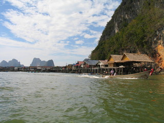 Fototapeta na wymiar Thailand. West coast of Krabi. Phang Nga Bay
