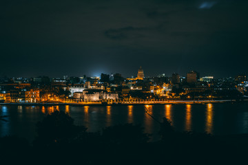 Fototapeta na wymiar Lichter von Havanna