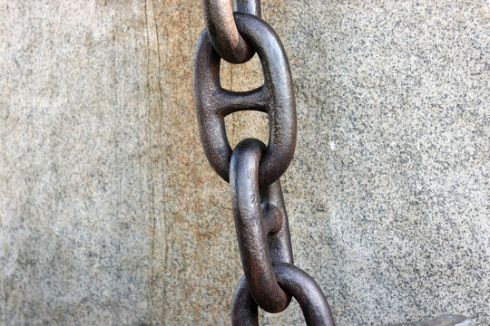 Close-up image of metal chain