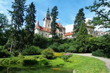 Fototapeta na wymiar Pruhonice Castle, Czech Republic