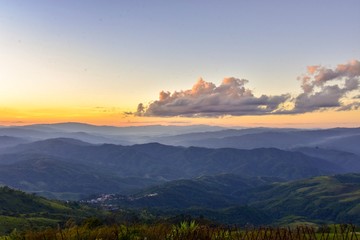 Obraz premium Sunset at Doi Chang Mub , Mae Fa Luang ,Chiang Rai , Thailand.