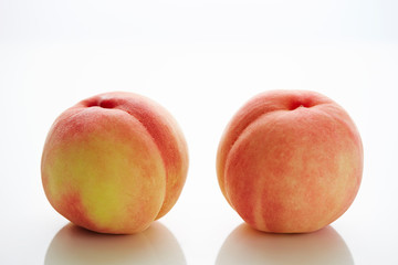 fresh peaches 