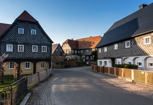 O Umgebindehaus in Obercunnersdorf, Saxony in Germany