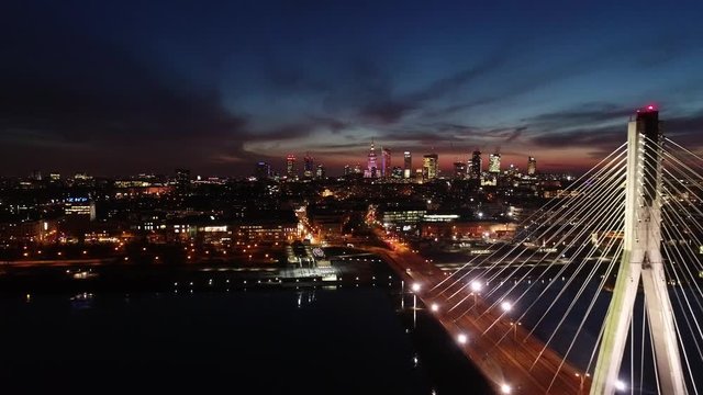 Warszawa o zmierzchu