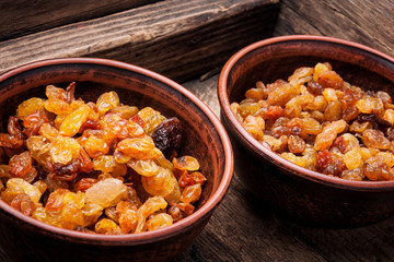 Dried sweet grapes