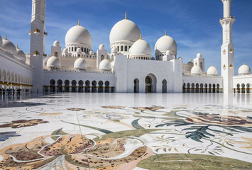 Abu Dhabi, Sheikh Zayed Grand Mosque, United Arab Emirates (UAE).