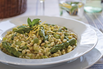 risotto ai cinque cereali grano farro orzo avena riso con asparagi