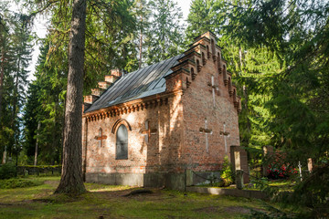 Obraz premium Old chapel at Wrede family cemetery. 18 September 2018 - Anjala, Kouvola, Finland.