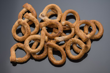 Pretzels crackers  with with olives and wine 