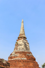 Fototapeta premium Ancient pagoda Ayutthaya and blue sky