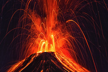 Erupting Volcano, el Fuego, Guatemala, 21. 04. 2018