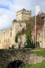 Obraz premium Fortified tower and moat of the Eckartsburg castle