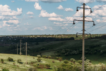 Field Landscape in Transmission Lines