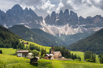 Fototapeta na wymiar Spring mountains panorama of Italian Alps. Dolomites.