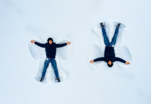 The Boy On A Snow Angel Shows, Pattern