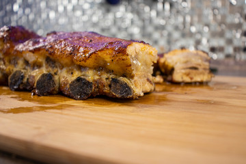 Baked pork ribs.