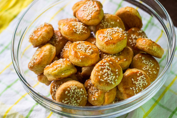 Golden Buttermilk Biscuits 