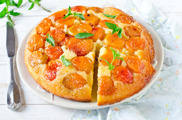 Caramelized Apricot Pie