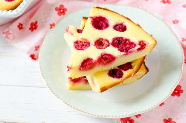 Cottage cheese casserole with raspberries