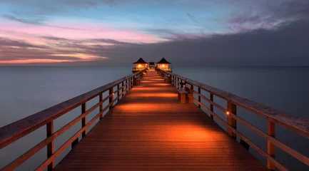 Foto auf Acrylglas Neapel Sonnenuntergang über dem Golf von Mexiko vom Naples Pier in Naples, Florida