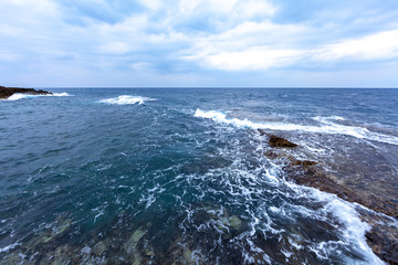 荒い海面　人生　海面