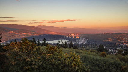 Fototapeta premium Fraser Valley At Dusk From Burnaby Mountain - Fall
