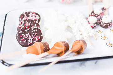 Hot chocolate toppings