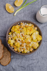 Roasted cauliflower with chickpeas