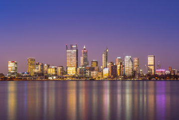 Naklejka premium skyline of perth at night in western australia