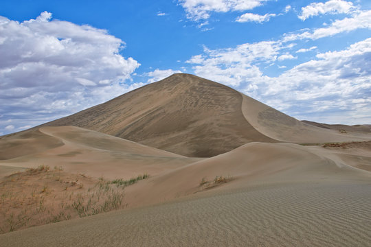Desert landscape © Vasiliy Koval