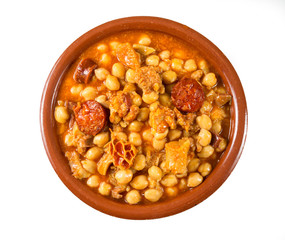 Callos de ternera con garbanzos
