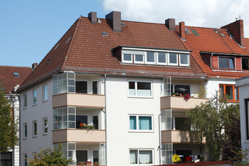 Modernes Wohnhaus, Mehrfamilienhaus, Wohngebäude
