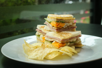 Sandwich egg ham