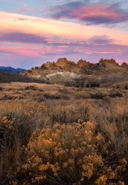 Sunrise glow on the hogbacks of Devils Backbone